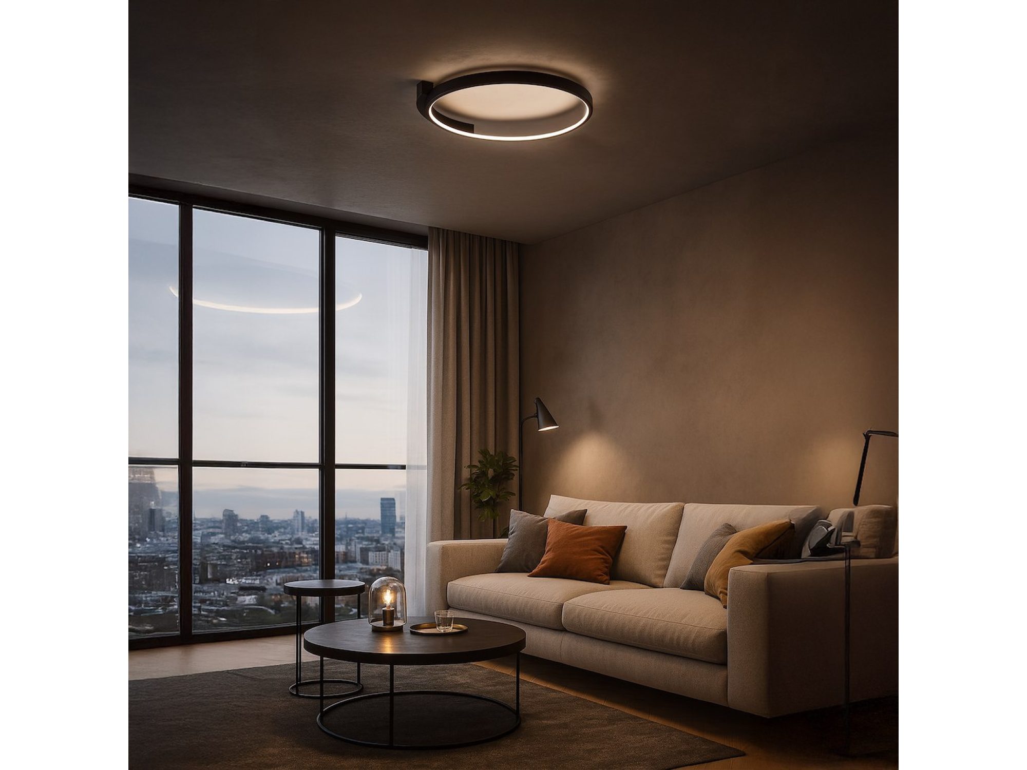 Lampa sufitowa Araleta o czarnym pierścieniu w salonie