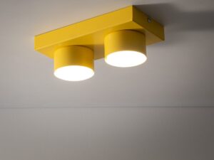 Miniaturka 5 - Żółta lampa sufitowa Brix pokazana w pomieszczeniu