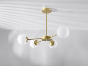 Miniaturka 2 - Mosiężna lampa Omorona z białymi szklanymi kloszami w jasnym wnętrzu