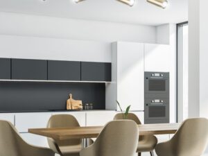 Miniaturka 5 - Czteropunktowa lampa sufitowa Ralosia w kolorze mosiądzu we wnętrzu