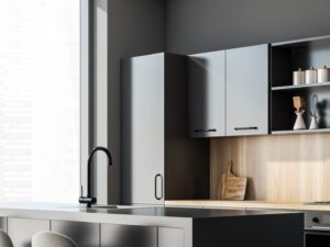 Miniaturka 7 - Mosiężna lampa sufitowa Ralosia trzy źródła GU10 w aranżacji wnętrza