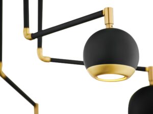 Miniaturka 1 - Lampa sufitowa Vilar – detal czarnego kulistego reflektora ze złotym pierścieniem
