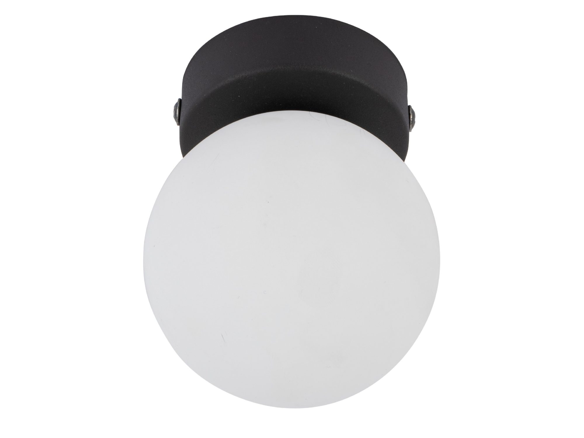 Czarna lampa sufitowa Vox z mlecznobiałym kulistym kloszem, ujęcie produktu