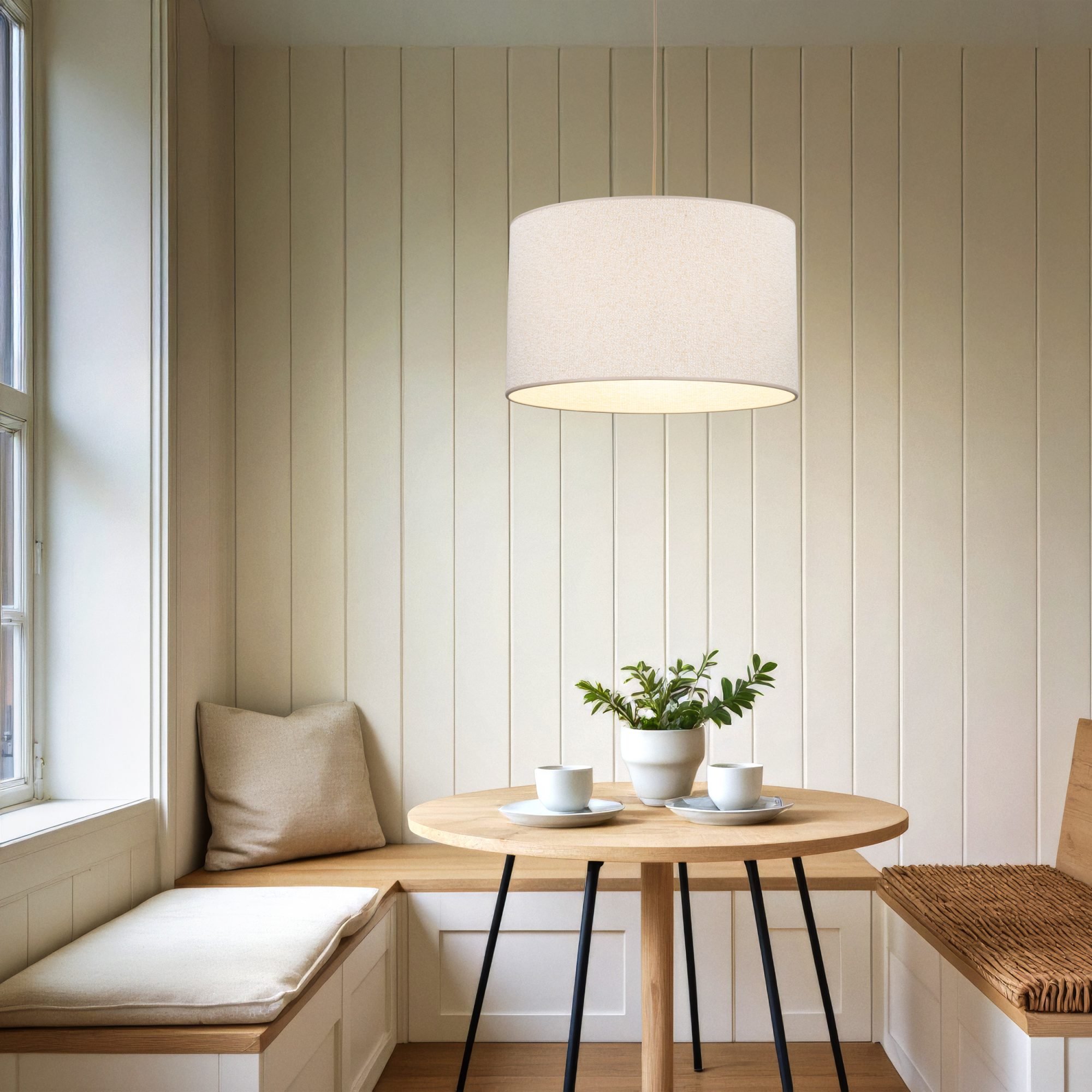 Beżowa lampa wisząca Vellum w aranżacji wnętrza
