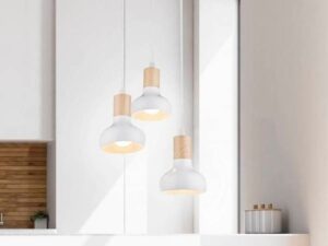 Miniaturka 2 - Lampa wisząca Gilata biała nad drewnianym stołem w jasnej jadalni
