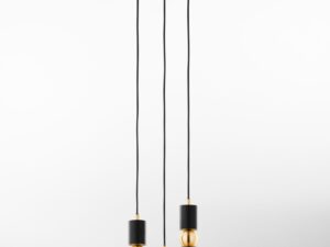 Miniaturka 1 - Lampa wisząca Alas z trzema czarnymi cylindrami i złotymi kulami na okrągłej podsufitce