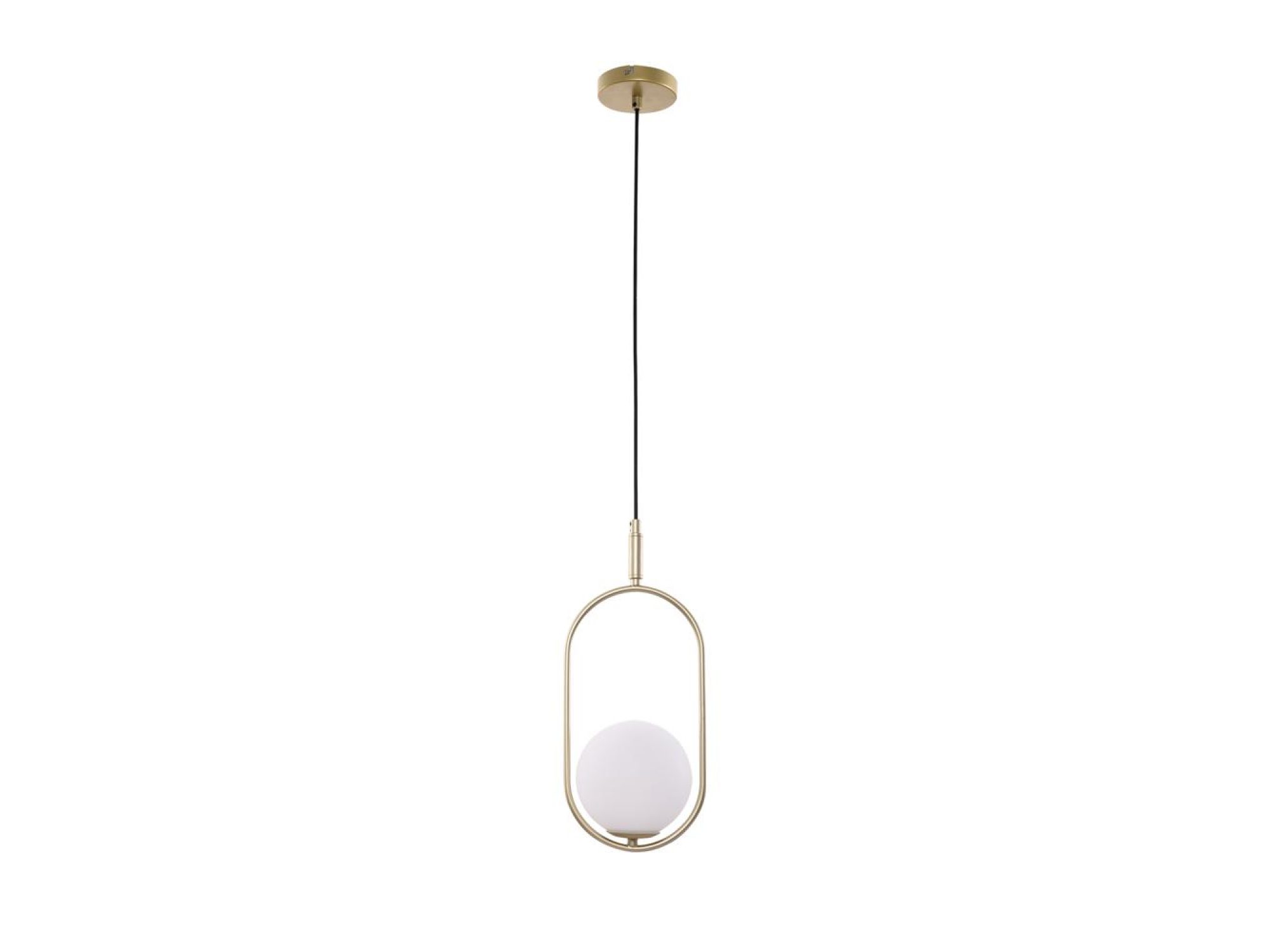 Lampa wisząca Alitio z mosiężnym zawieszeniem i mlecznobiałą kulą ze szkła na białym tle