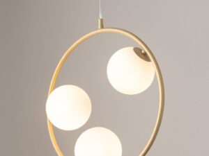 Miniaturka 1 - Lampa wisząca Aqua 3 złoty beż z kulistymi kloszami w aranżacji