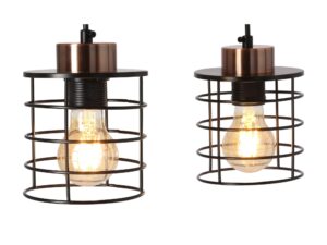 Miniaturka 1 - Zbliżenie ażurowych czarnych kloszy lampy wiszącej Astosa