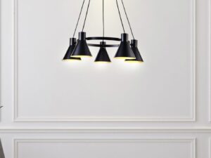 Miniaturka 2 - Lampa Avelano z pięcioma kloszami w jasnym salonie nad stolikiem