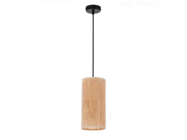 Lampa wisząca Beredano z czarnym zawieszeniem i abażurem we wzór korka na białym tle