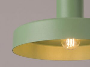 Miniaturka 3 - Lampa wisząca BIRNO szałwiowa – klosz z włączoną żarówką z bliska