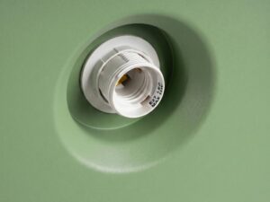 Miniaturka 6 - Lampa wisząca BIRNO szałwiowa – oprawka E27 z bliska