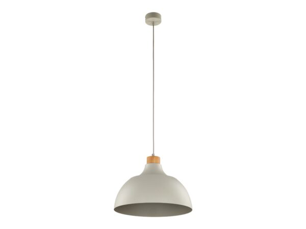 Beżowa lampa wisząca Cap z metalowym kloszem i drewnianym detalem na białym tle