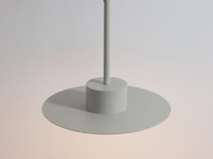 Miniaturka 10 - Lampa wisząca Charlie M szary beż w aranżacji