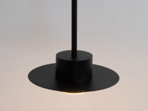 Miniaturka 6 - Lampa wisząca Charlie S w czerni z włączonym źródłem światła GX53.