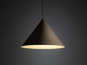 Miniaturka 17 - Lampa wisząca Cono L piaskowy bez – ujęcie w aranżacji wnętrza