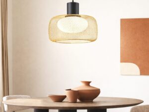 Miniaturka 1 - Lampa wisząca Coretino nad stołem w jasnej jadalni
