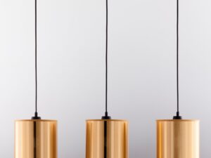 Miniaturka 2 - Trzypunktowa lampa wisząca Cortina w złoto-czarnym wykończeniu we wnętrzu