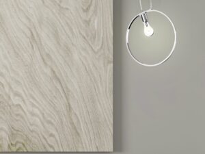 Miniaturka 3 - Lampa wisząca Dalotena w chromie z okrągłym pierścieniem nad konsolą