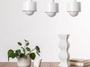 Miniaturka 2 - Potrójna lampa wisząca ENKEL 3P biała w aranżacji wnętrza