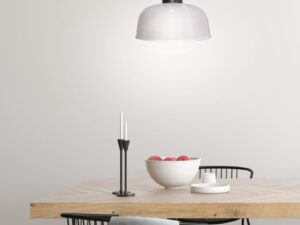 Miniaturka 2 - Lampa Galirela z czarnym przewodem w aranżacji nad stołem w jadalni