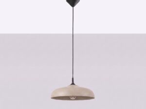 Miniaturka 1 - Lampa wisząca GIREA taupe zawieszona przy jasnej ścianie