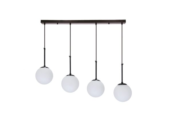 Lampa wisząca Ilevona z czarną listwą i czterema białymi kulistymi kloszami szklanymi