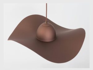 Miniaturka 10 - Lampa wisząca Kapello M w brązowym kolorze z falistym kloszem