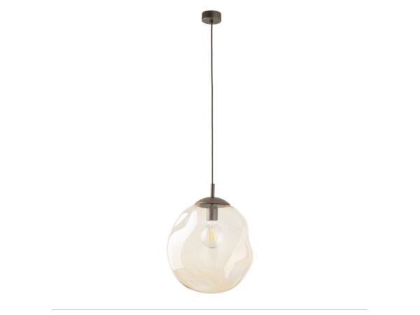 Brązowa lampa wisząca Lava L z bursztynowym szklanym kloszem na białym tle