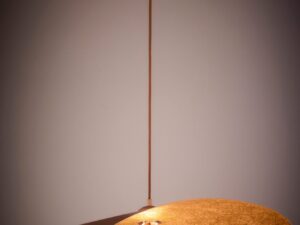 Miniaturka 9 - Lampa wisząca Leaf brązowo-miedziana, podświetlony klosz i zawieszenie