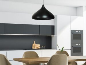 Miniaturka 1 - Lampa wisząca Lumarela 42 cm z czarnym metalowym kloszem – zdjęcie 2