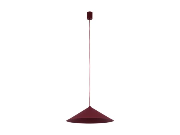 Bordowa lampa wisząca Lume L ze stożkowym metalowym kloszem na białym tle