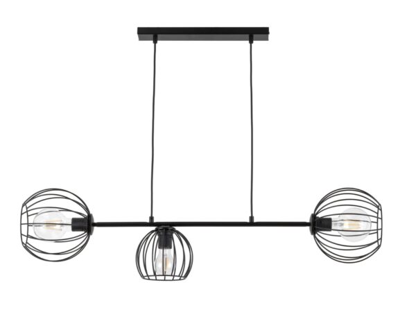 Lampa wisząca Madam 3 czarna z trzema metalowymi kloszami na jasnym tle