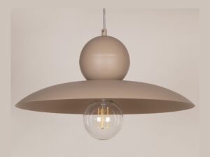 Miniaturka 9 - Lampa wisząca Mosaic E 1 ciepły beż zbliżenie metalowego klosza od dołu