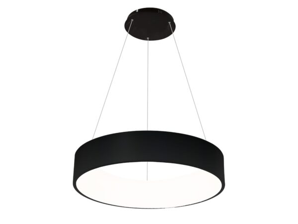 Czarna lampa wisząca Nevasia LED w całości na białym tle