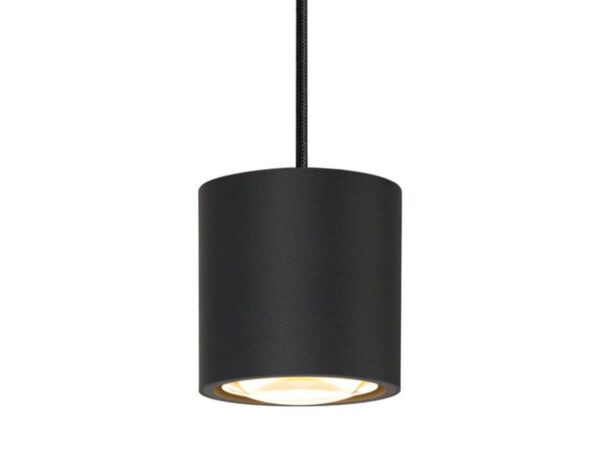 Czarna cylindryczna lampa wisząca Oculus PD LED z przewodem na białym tle