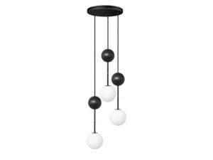 Miniaturka 1 - Lampa wisząca OIO A 3P czarna, trzy mlecznobiałe klosze, jesionowe kule, packshot