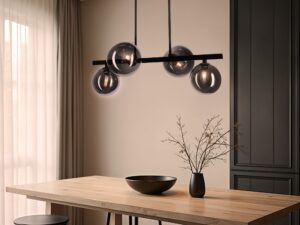 Miniaturka 1 - Lampa wisząca Omidano z czterema grafitowymi szklanymi kloszami nad stołem