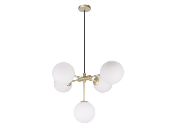 Mosiężna lampa wisząca Omorona z pięcioma mlecznobiałymi szklanymi kulami
