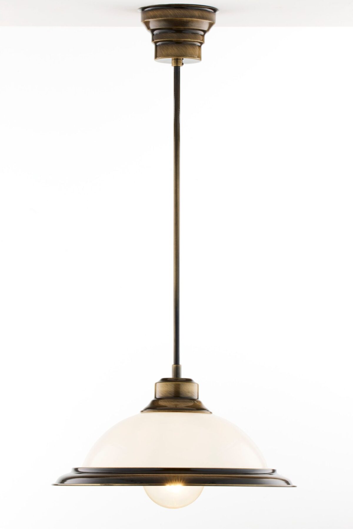 Lampa wisząca Opal mosiądz patynowany ze szklanym kloszem