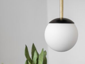 Miniaturka 15 - Lampa PLAAT A czarna z mosiądzem w potrójnej aranżacji