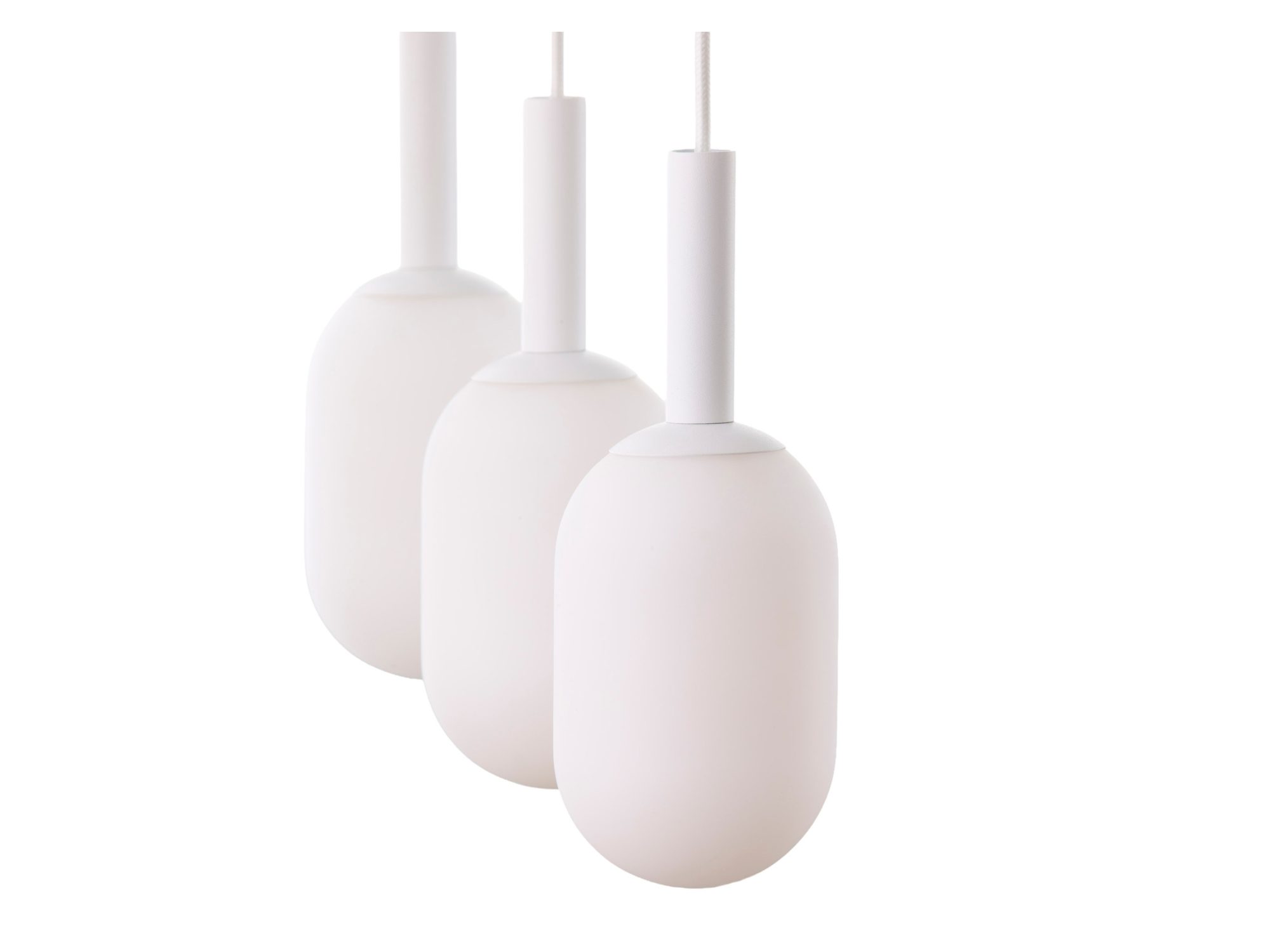 Lampa wisząca Pluum 3 liniowa biała z trzema szklanymi kloszami
