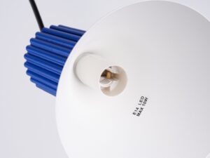 Miniaturka 11 - Lampa wisząca potrójna Avelira 30 cm biały + ultramaryna – klosz od spodu z oprawką