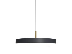 Miniaturka 1 - Lampa Raliseta, zbliżenie czarnego dyskowego klosza ze złotym elementem