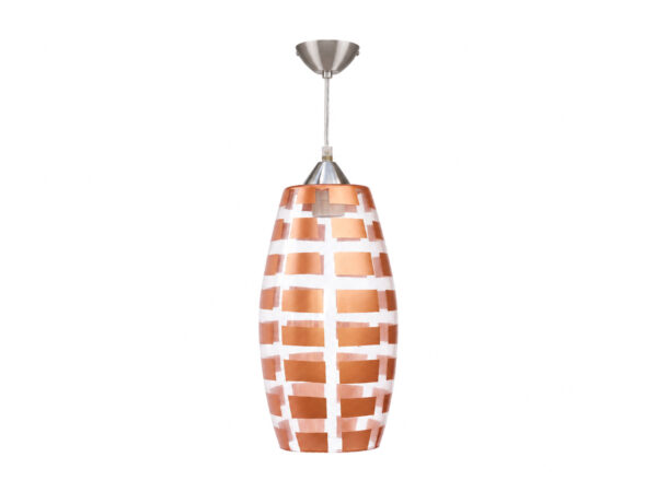 Lampa wisząca Revilino miedziana z białym podłużnym szklanym kloszem na białym tle