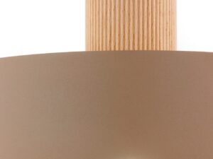 Miniaturka 11 - Lampa wisząca Rif Wood 1 M ciepły beż, zbliżenie ryflowanego drewna i oprawki