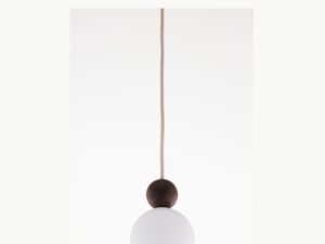 Miniaturka 5 - Lampa wisząca Rona 1, ciemnobrązowa drewniana kulka i mleczny szklany klosz
