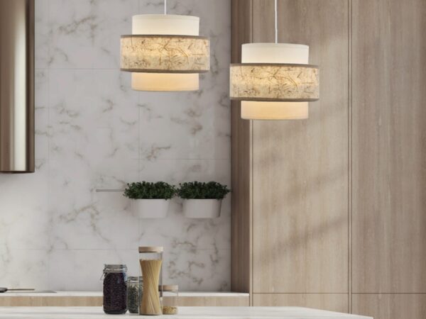 Lampa wisząca Sarinira z dwoma biało-beżowymi abażurami w podłużnym układzie
