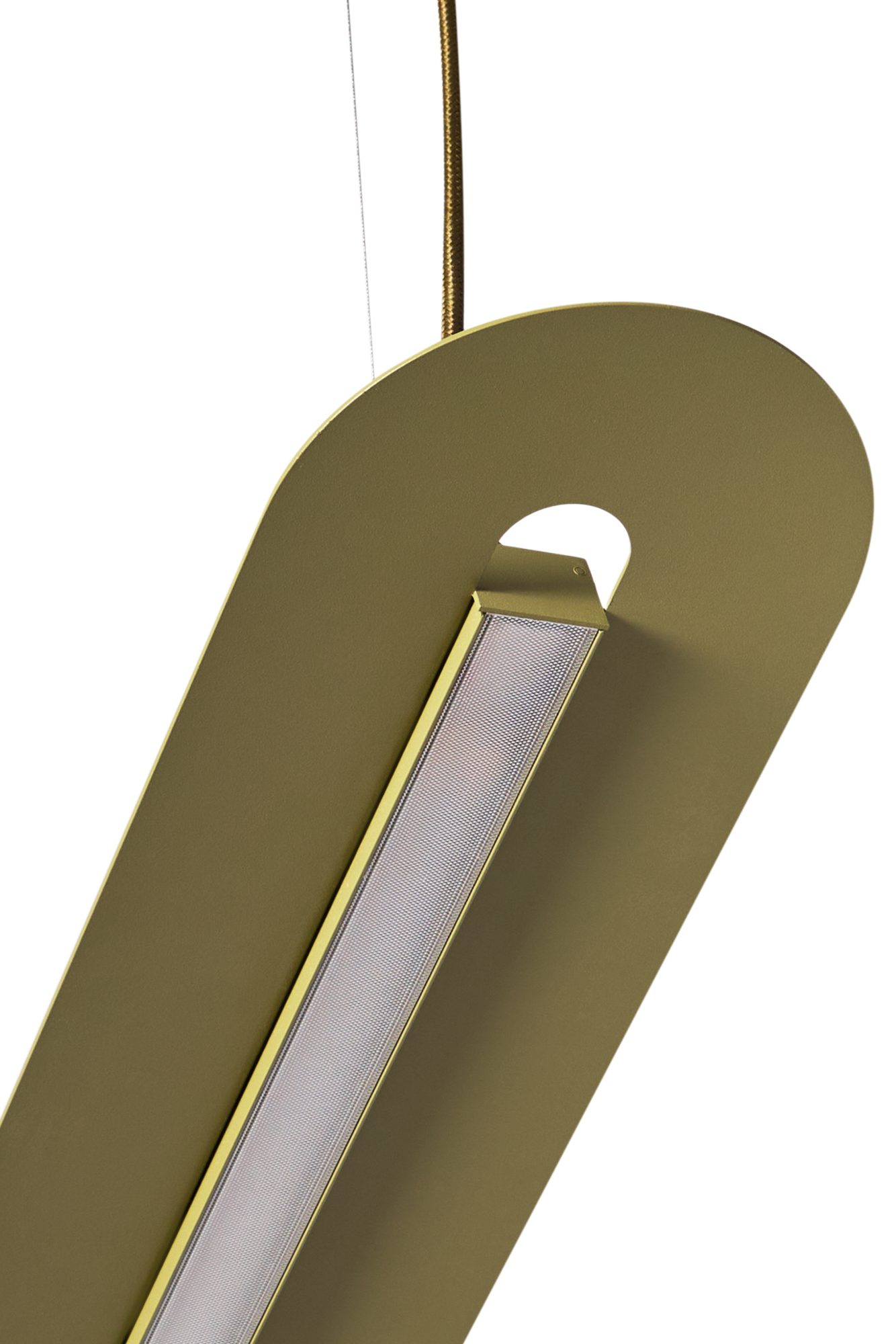 Oliwkowa lampa wisząca SENKEI B nad blatem w jasnej kuchni